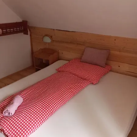 Zuzanka - Tatranska V Blizkosti Strbske Pleso Domek alpejski