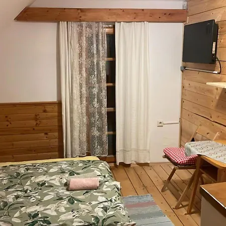 Domek alpejski Zuzanka - Tatranska V Blizkosti Strbske Pleso *